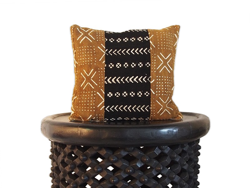 Cushion 40 x 40cm /16" x 16" Olive and Black Cushion 40 x 40cm /16" x 16" Olive and Black