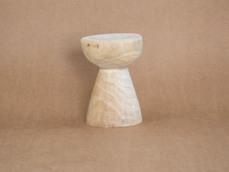 Lineage Candle Stand